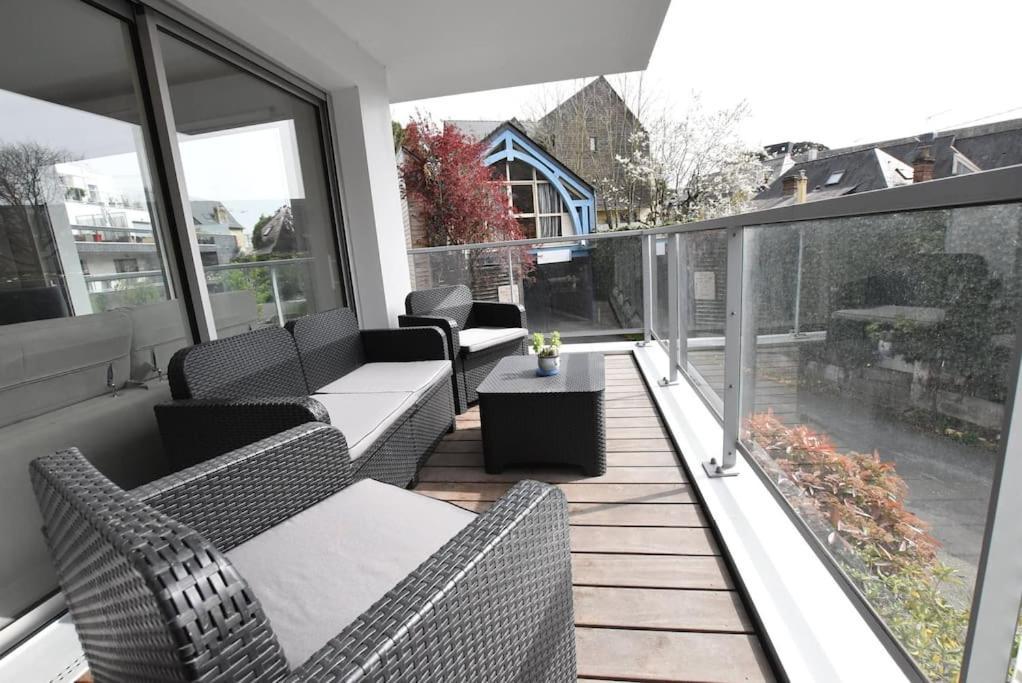 Appartement La Terrasse, 4 Personnes, Terrasse, Garage Rennes