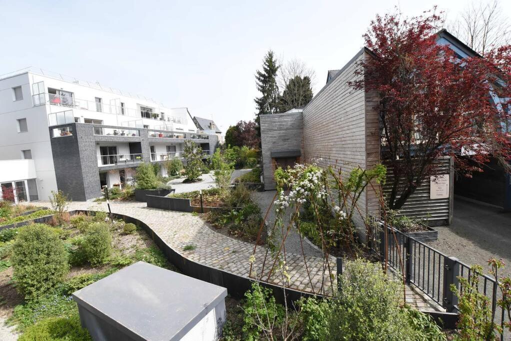 Appartement La Terrasse, 4 Personnes, Terrasse, Garage Rennes