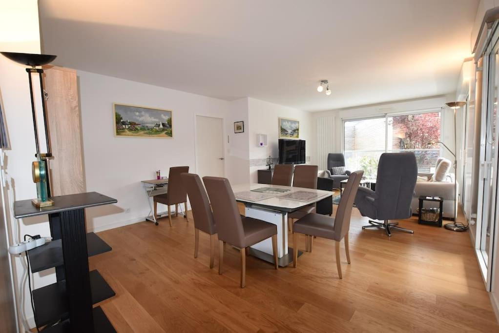 Appartement La Terrasse, 4 Personnes, Terrasse, Garage *